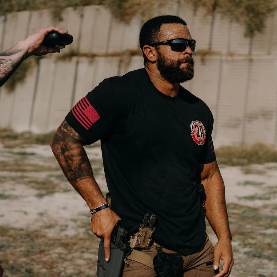 Live Armed T-Shirt - Black - Image 5