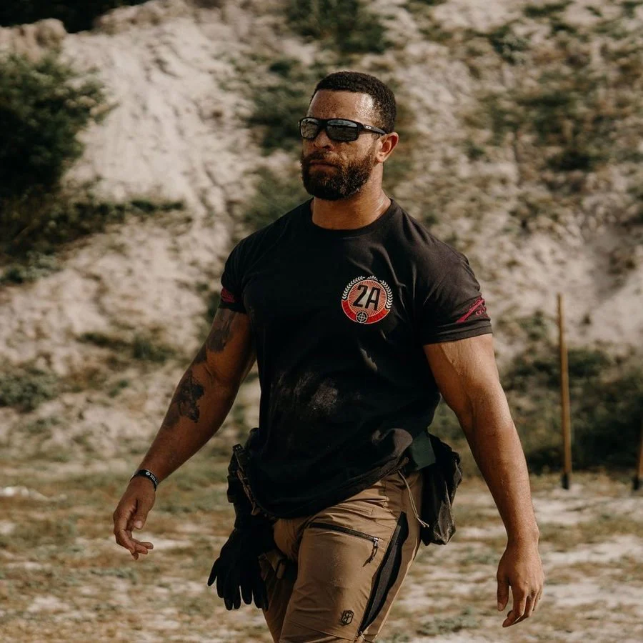 Live Armed T-Shirt - Black - Image 6