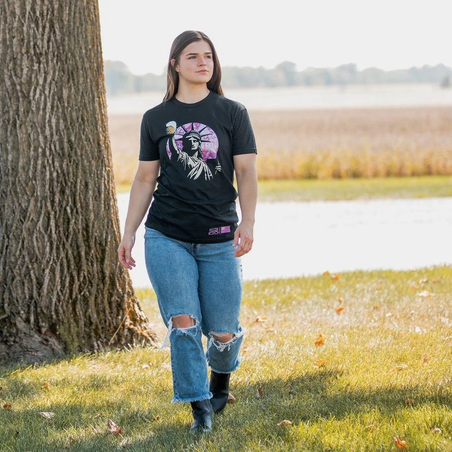 Women's Toast To Freedom Boyfriend Fit T-Shirt - Realtree Extreme® - Image 4