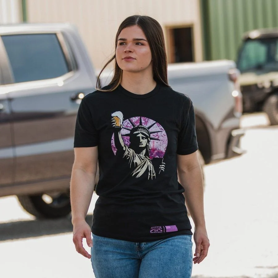 Women's Toast To Freedom Boyfriend Fit T-Shirt - Realtree Extreme® - Image 5